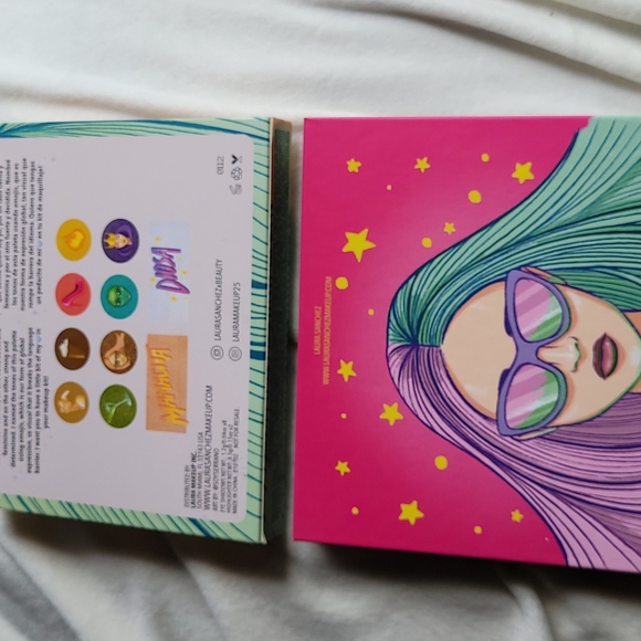 Moods by Laura Sanchez Palette NIB NEW IN BOX - Picture 6 of 6